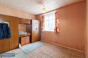 Bedroom- click for photo gallery